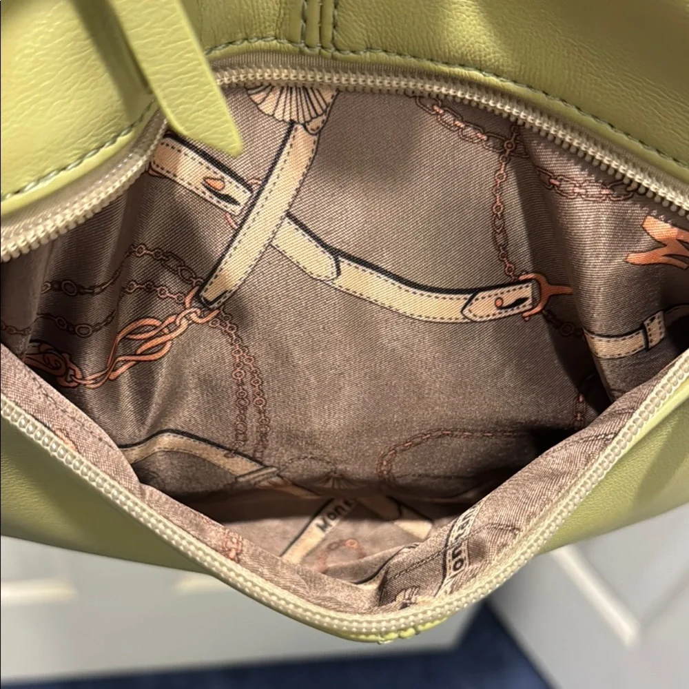 Green‎ Hobo Bag with Minimalist Design and Relaxed Silhouette